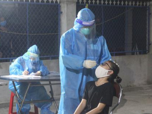 Tin tức trong ngày - Phát hiện 26 học sinh THCS dương tính SARS-CoV-2