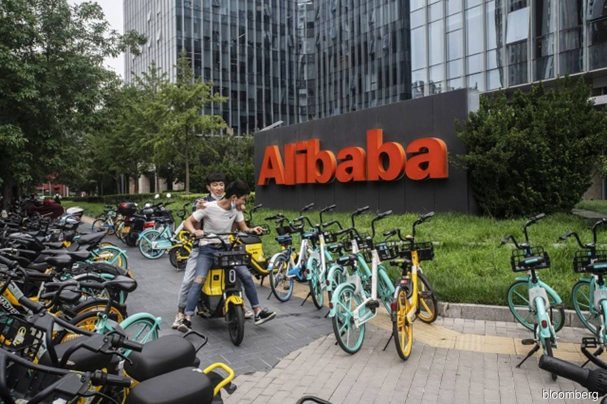 Bốc hơi 500 tỷ đô, cổ phiếu ông hoàng một thời Alibaba rẻ chưa từng có - 1