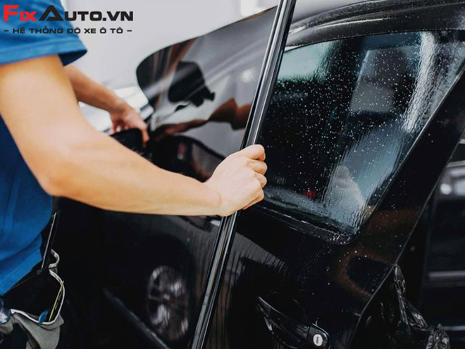 Có nên dán kính cách nhiệt cho xe ô tô không, nên lựa chọn hãng phim cách nhiệt nào? - 1