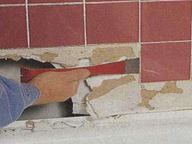 Thế giới - Mỹ: Dỡ tường toilet nhà thờ, choáng với thứ từ bên trong xổ ra