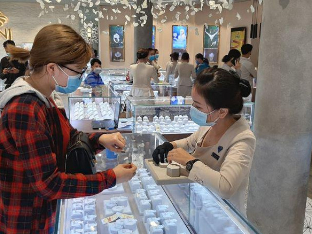 Kinh doanh - Vì sao giá vàng được dự báo sẽ lên 278 triệu đồng/lượng?