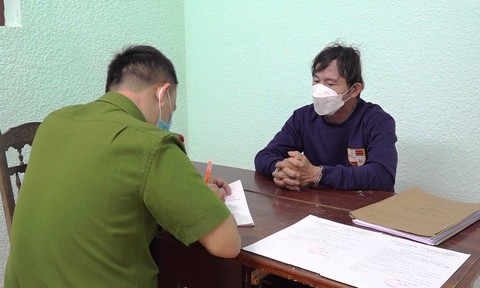 Công an làm việc với Huỳnh Ngọc Lên