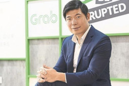 Kinh doanh - Grab niêm yết trên Nasdaq, CEO trở thành tỷ phú USD rồi lập tức bốc hơi gần 300 triệu USD