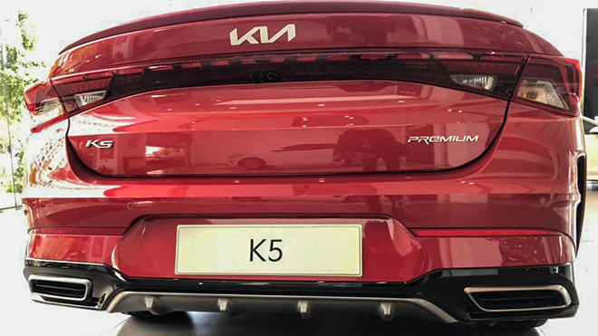KIA K5 có mặt tại đại lý, giá hấp dẫn hơn Toyota Camry - 3