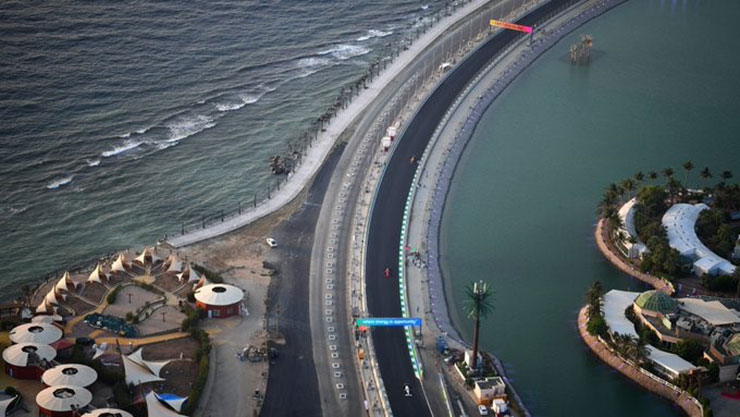 Các tay đua có trải nghiệm đầu tiên tại Jeddah Corniche Circuit