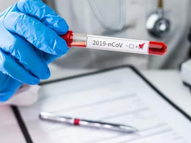 Tin tức trong ngày - [Infographic] 12 dấu hiệu, biểu hiện nhiễm SARS-CoV-2