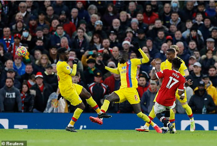 Video bóng đá MU - Crystal Palace: Siêu phẩm đáng nhớ, quà mừng tân HLV Rangnick - 3