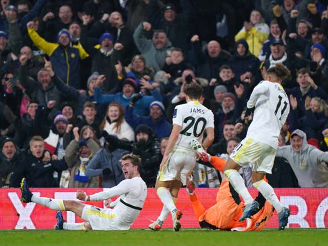 Bóng đá - Video bóng đá Leeds - Brentford: Thua ngược hiệp 2, vỡ oà phút 90+5 (Vòng 15 Ngoại hạng Anh)