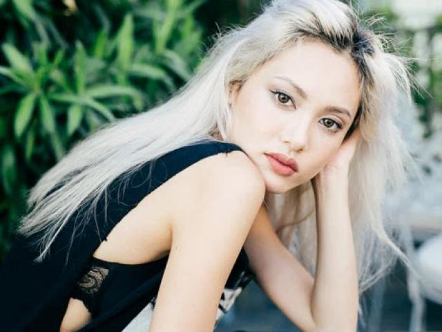 Media - Vẻ sexy đầy lôi cuốn của cô mẫu lai 3 dòng máu