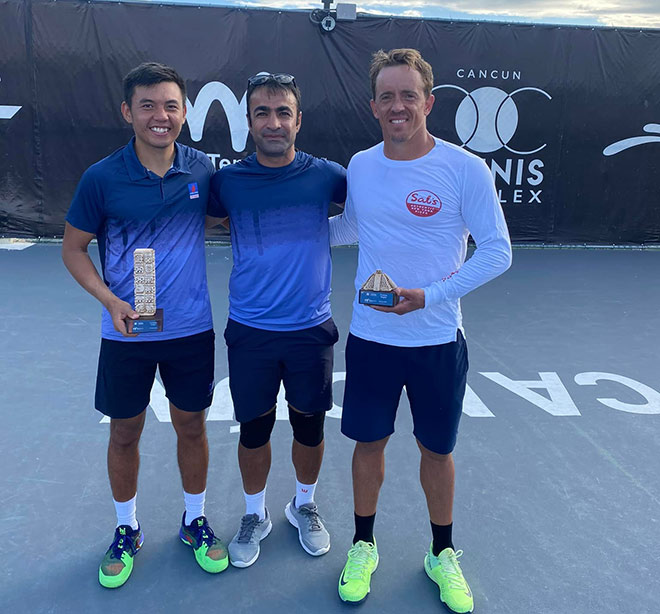 Hoàng Nam đánh bại tay vợt kỳ cựu Rubin Statham (bìa phải) để lên ngôi vô địch