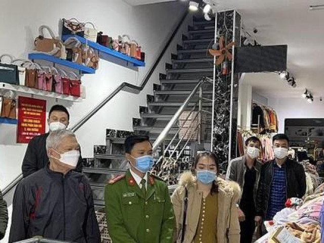 Pháp luật - Vụ nữ sinh bị hành hung ở Thanh Hoá: Xem xét hành vi của mẹ chồng chủ cửa hàng thời trang