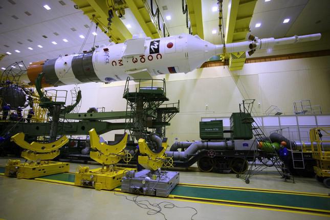 Nga đưa tỷ phú Nhật Bản lên trạm vũ trụ ISS - 4