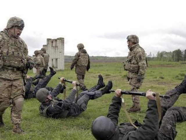 Thế giới - Giữa lúc căng thẳng, Lầu Năm Góc xác nhận điều quân đến Ukraine