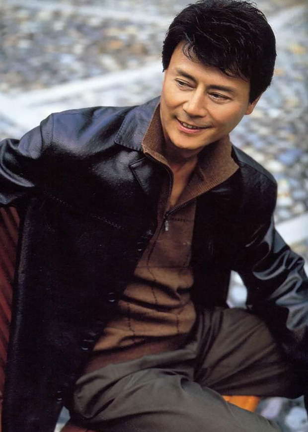 Lưu Đức Khải sở hữu diện mạo điển trai, khiến bao cô gái phát cuồng ngày ấy.