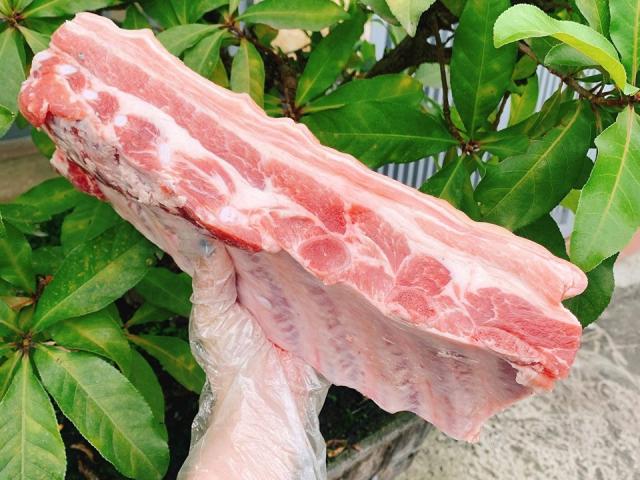 Thị trường - Tiêu dùng - Thịt lợn Nga, Brazil giá 53.000 đồng/kg ồ ạt về Việt Nam