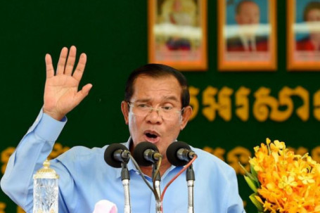 Campuchia: Thủ tướng Hun Sen ra lệnh tiêu hủy vũ khí Mỹ