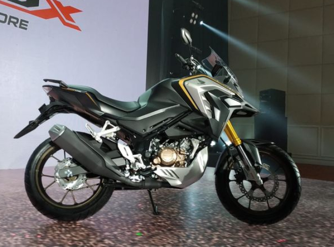 Chi tiết môtô mới 2022 Honda CB150X giá từ 52 triệu đồng - 1