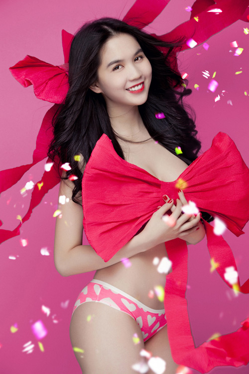 Những bộ ảnh dùng mũ thay váy áo của người đẹp Việt - 3