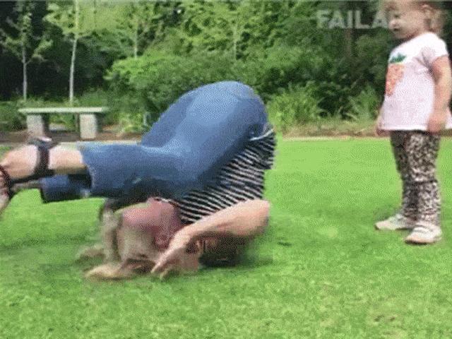 Cười 24H - Đỡ không nổi với những bà mẹ khó đỡ nhất trên đời này