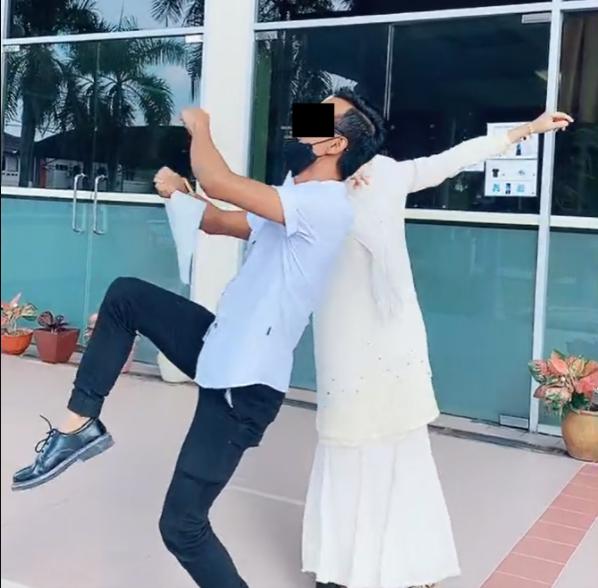 Cặp đôi tươi cười rạng rỡ, nhảy nhót ăn mừng sau khi ly hôn khiến dư luận kinh ngạc - 2