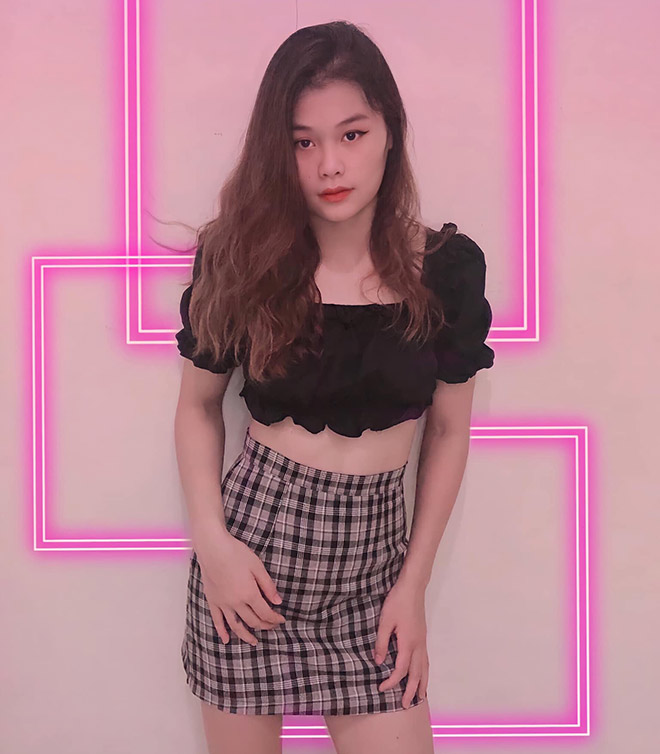 Nét đẹp của cô nàng hot girl 21 tuổi