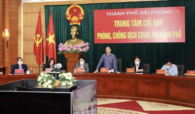 Chủ tịch UBND TP Hải Phòng Nguyễn Văn Tùng chỉ đạo công tác phòng chống dịch Covid-19