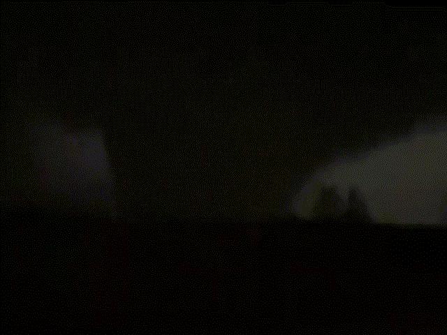 Thế giới - Ông Biden nói về loạt lốc xoáy khủng khiếp cướp sinh mạng gần 100 người ở Mỹ