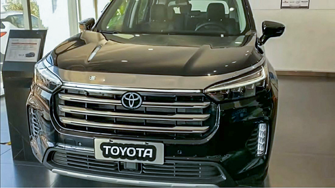Xe mới Toyota xuất hiện nhiều khả năng là Innova - 1