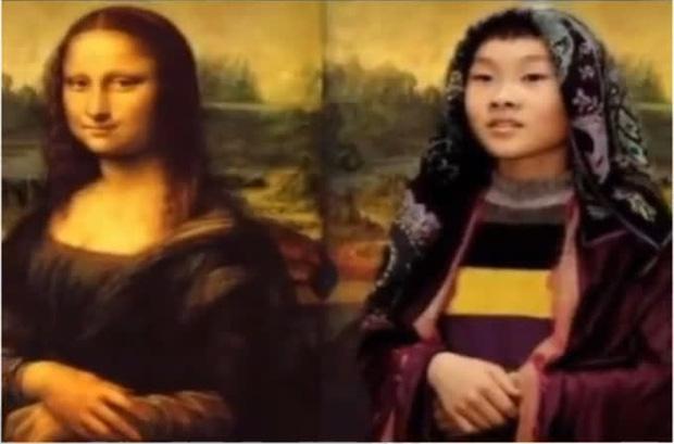 Nam sinh bắt chước lại bức hoạ Mona Lisa nổi tiếng.