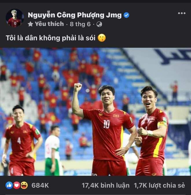 Đăng ảnh mới - caption cũ, Công Phượng vẫn nhận "bão like" sau trận Việt Nam - Malaysia - 3