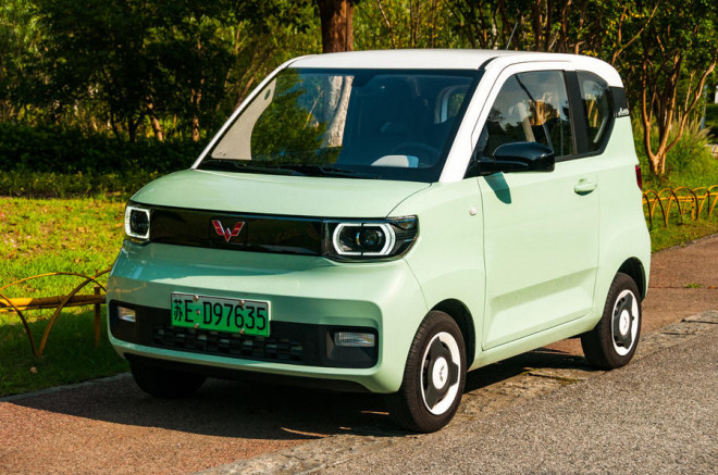 Chiếc xe điện Trung Quốc được bán ra với giá chỉ bằng chiếc Honda SH. Ảnh: Autocar