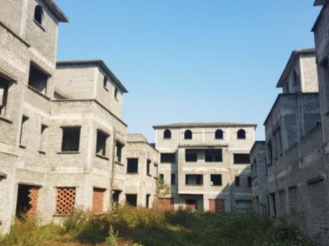 Kinh doanh - Điểm danh những dự án đất "vàng" của Thủ đô chậm tiến độ, đắp chiếu cả thập kỷ