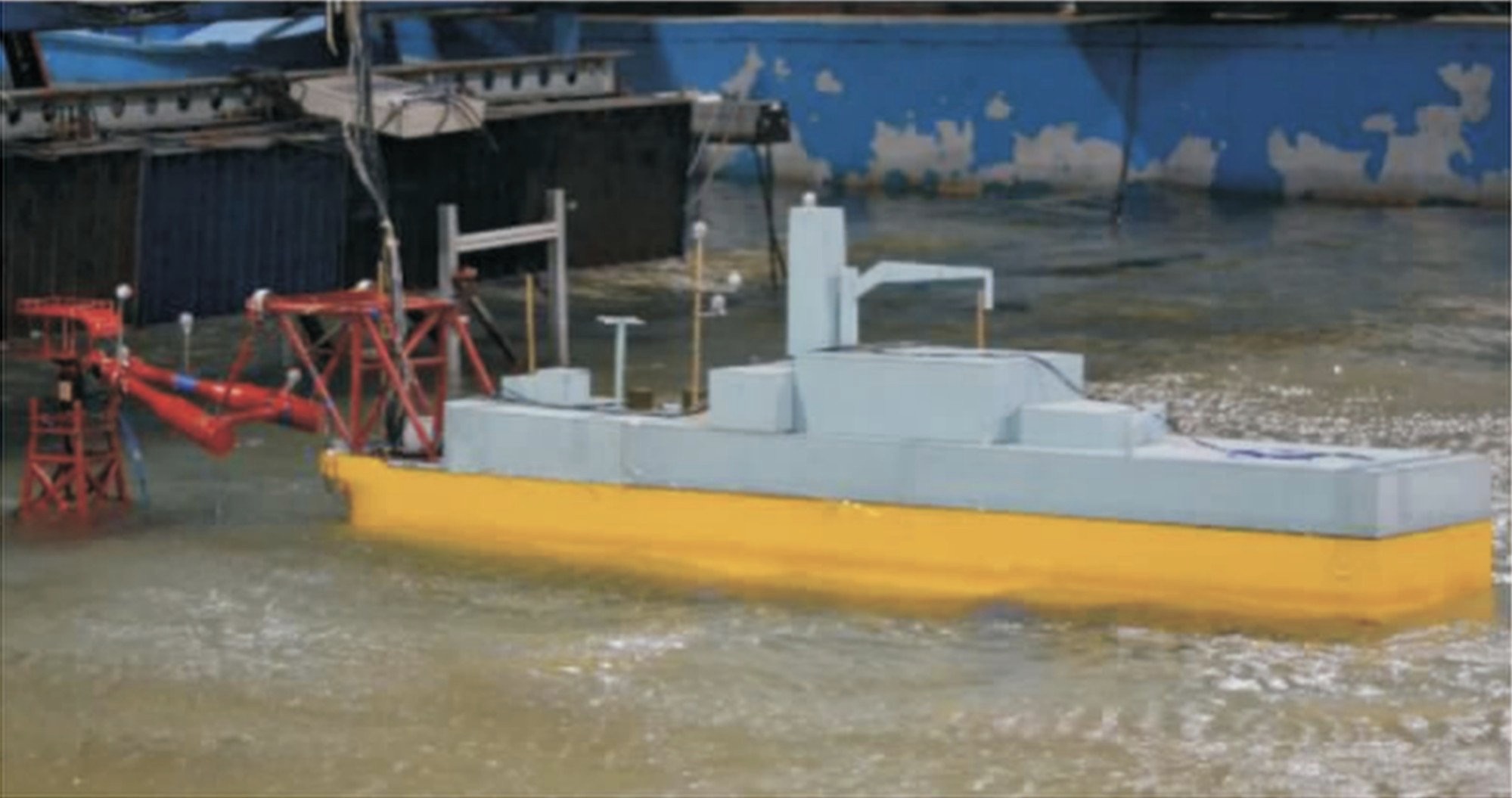 Nhóm nghiên cứu sử dụng mô hình thu nhỏ so với kích thước thật của lò phản ứng hạt nhân nổi.