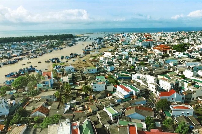 La Gi hội tụ các yếu tố phát triển kinh tế đêm mạnh mẽ. Ảnh: Đình Hòa