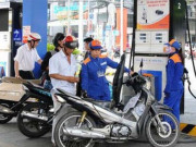 Thị trường - Tiêu dùng - Giá xăng dầu hôm nay 14/12: Lao dốc trước nhu cầu yếu ớt do dịch bệnh