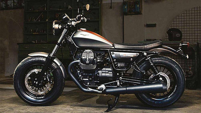 1. Moto Guzzi V9 Roamer 2021
