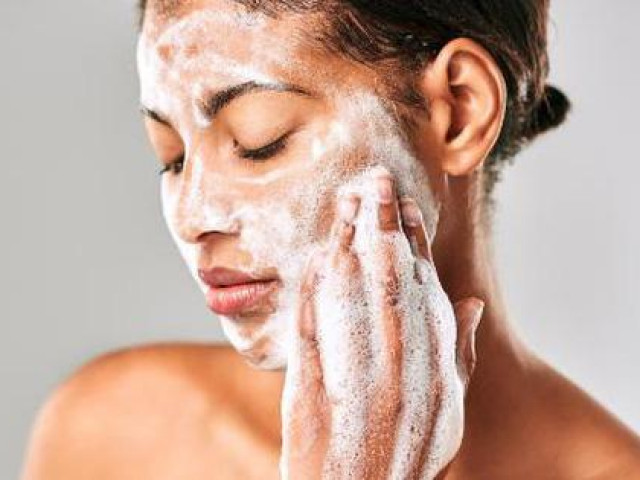 Làm đẹp - List mỹ phẩm nguồn gốc từ thiên nhiên giúp thải độc cho da, tóc và mắt