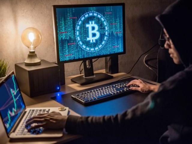 Thế giới - Anh: Trở thành triệu phú ở tuổi 35 nhờ Bitcoin, cảm thấy cuộc sống giàu sang quá “nhàm chán”