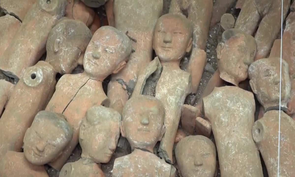 Một số tượng gốm được phát hiện trong lăng mộ của Hán Văn Đế, vị hoàng đế thứ 3 nhà Tây Hán (206 TCN - 25 SCN). Ảnh: IC