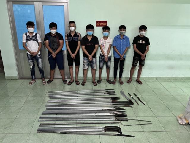 Pháp luật - Vụ nhóm thanh niên chém người ở quán cà phê: Bắt 9 đối tượng