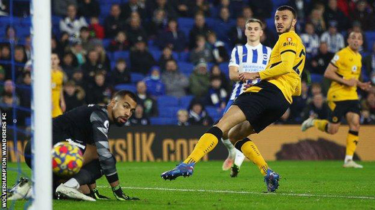 Wolves vượt qua Brighton để áp sát Tottenham trên BXH Premier League