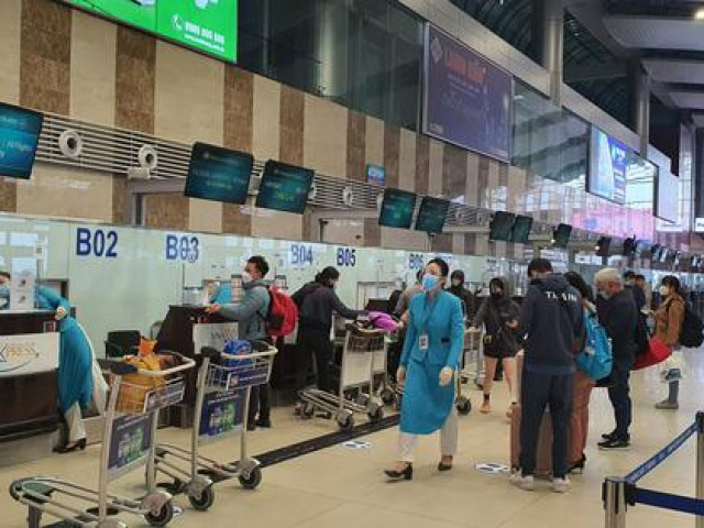 Thị trường - Tiêu dùng - Vé máy bay Tết: Rẻ mà vẫn ế!