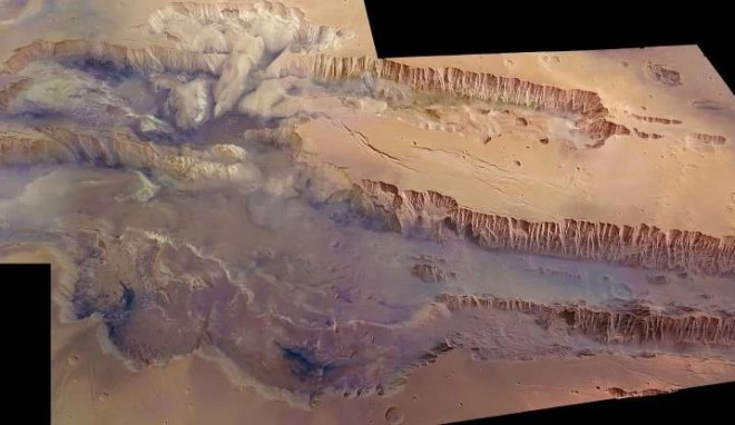 "Hẻm núi sự sống" Valles Marineris - Ảnh: ExoMars/ESA-Roscosmos