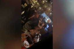 Thế giới - Video: Cháu trai trùm ma túy El Chapo bắn 8 phát đạn trong quán bar, cảnh sát "bó tay"