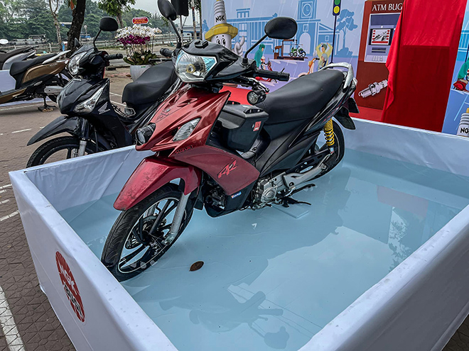 ATM Bugi đầu tiên ra đời ở Việt Nam, giải pháp cho mùa mưa bão - 1