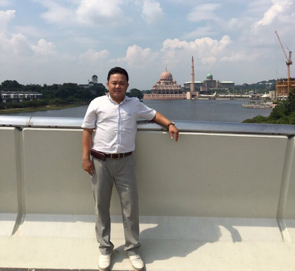 Anh Thành thoải mái đi công tác xa (Ảnh: NVCC)