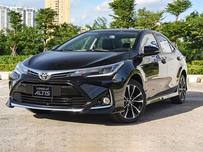 Giá xe Toyota Corolla Altis tháng 12/2021, ưu đãi 40 triệu đồng và giảm 50% LPTB - 4