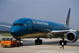 Kinh doanh - Nóng tuần qua: Thừa rất nhiều máy bay, Vietnam Airlines lập tức tìm hỗ trợ