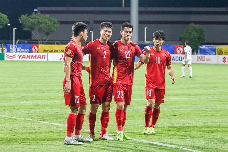 ĐT Việt Nam đánh bại Campuchia 4-0 nhưng vẫn phải đứng nhì bảng B
