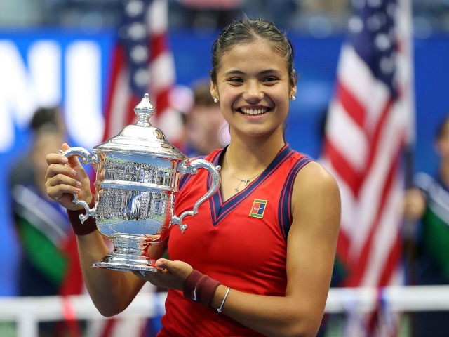 Thể thao - Nóng nhất thể thao sáng 20/12: Mỹ nhân Raducanu sắp lập kỳ tích 15 năm